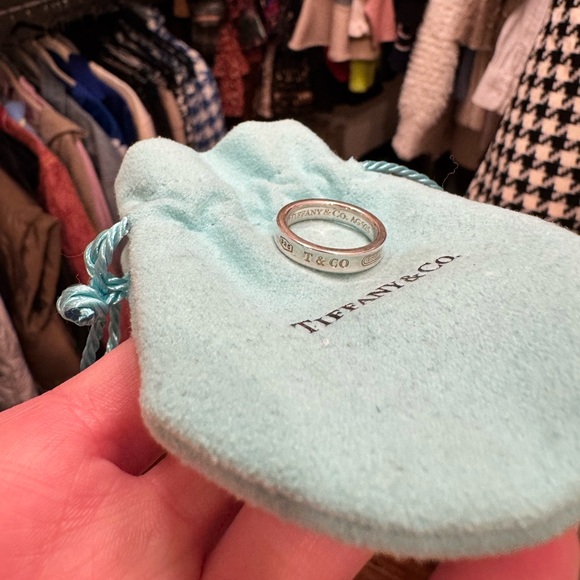Tiffany & Co 1837 ring size 5! - Picture 1 of 3